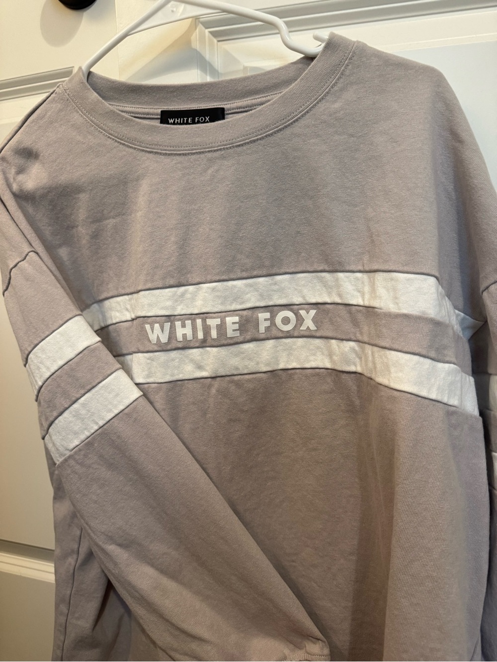 White Fox Boutique Long-Sleeve Oversized T-Shirt XS/S